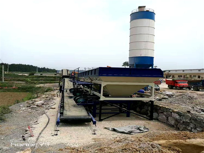 500穩(wěn)定土拌合站用于公路基層骨料生產(chǎn)，拌和站廠家科信可供應(yīng)
